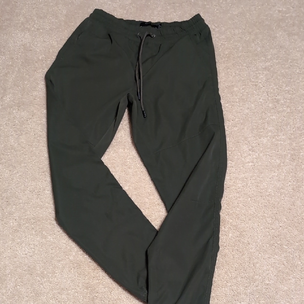 Tahari Men's Olive Joggers